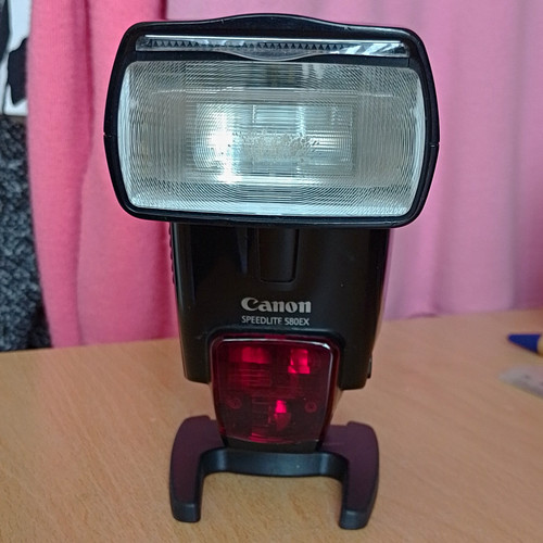 Canon speedlite 580ex flash - canon,